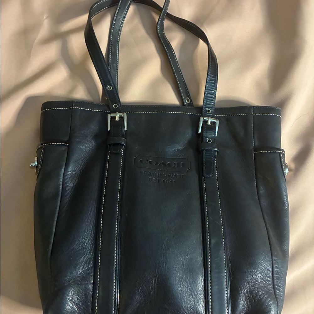 Coach Black Leather Shoulder Bag